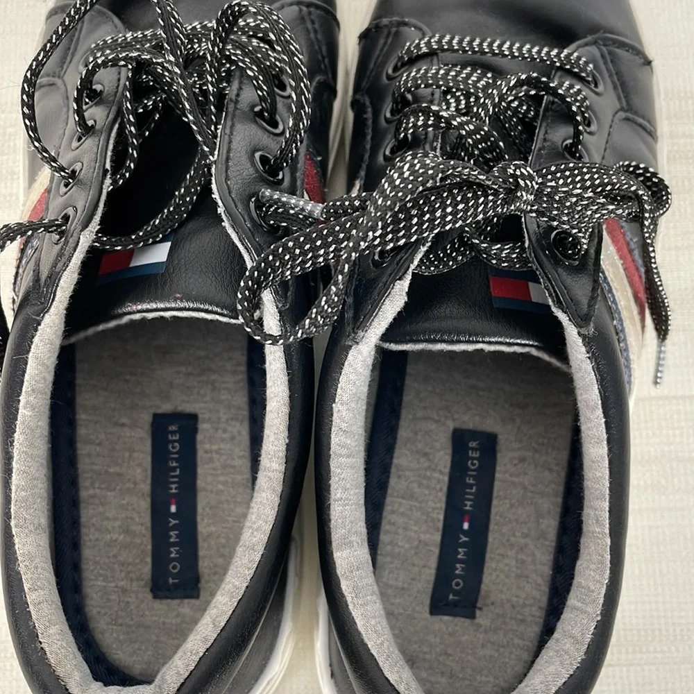 Tommy Hilfiger Rae sparkler basic lace up striped side faux leather sneakers 5